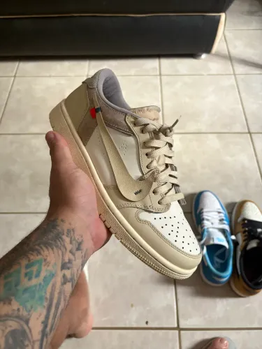 Jordan 1 low og OFFWHITE GOAT