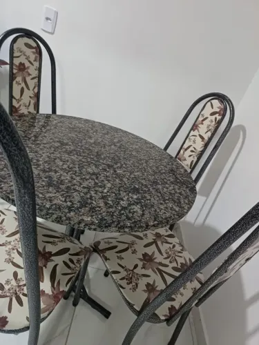 Mesa de mármore