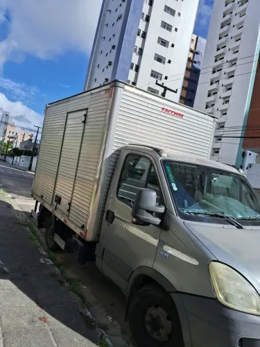 FRETE E MUDANÇA 