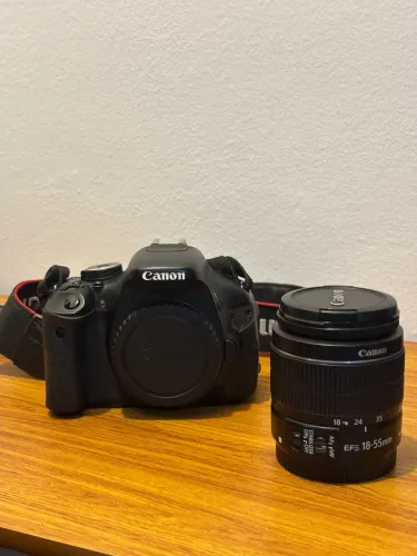 Cânon T3i - Lente 18-55mm
