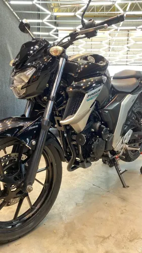 Fazer 250
