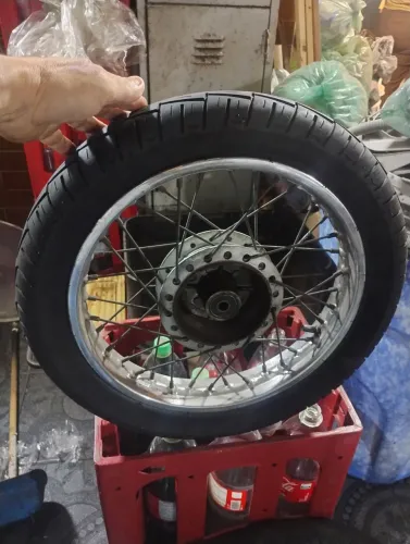 Par de rodas biz 125