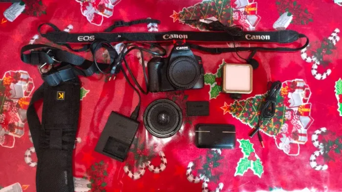 Canon EOS Rebel SL3 + Acessórios