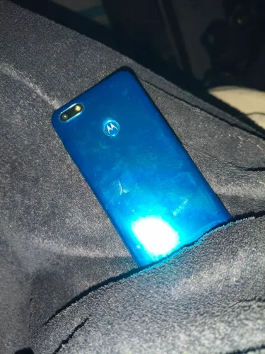 Moto e6 play