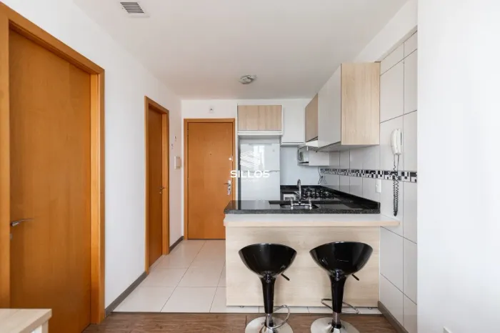 Apartamento para alugar com 1 quarto no Centro em Curitiba