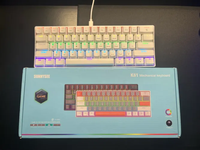 Teclado mecânico gamer K61- Branco (Novo na caixa)