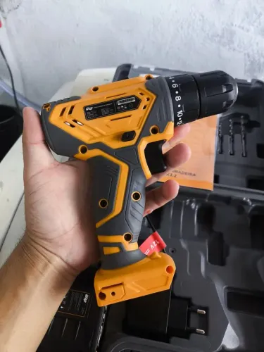 Parafusadeira E Furadeira A Bateria Wap