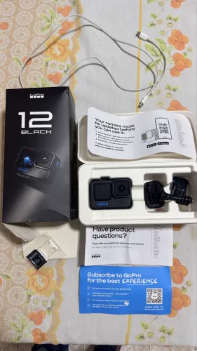 GoPro Hero 12 Black - Excelente Estado, Caixa e Acessórios