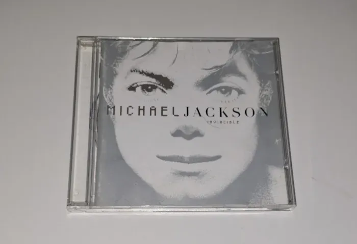 CD Michael Jackson - Invincible (2001) - 1ª Tiragem Rara
