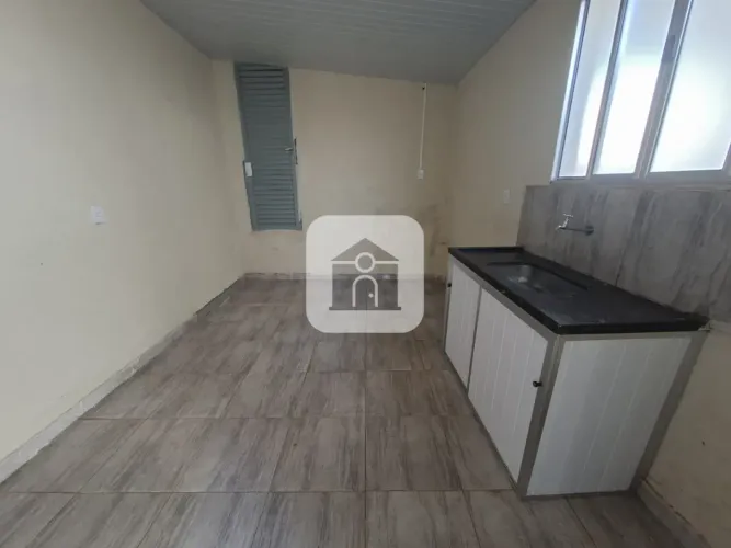 Casa para locação no bairro Jaraguá