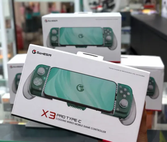Controle Gamepad GameSir X3 Pro para Android iPhone 15/16 USB-C com Cooler