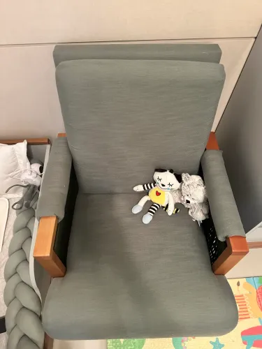 Vendo cadeira de amamentação 