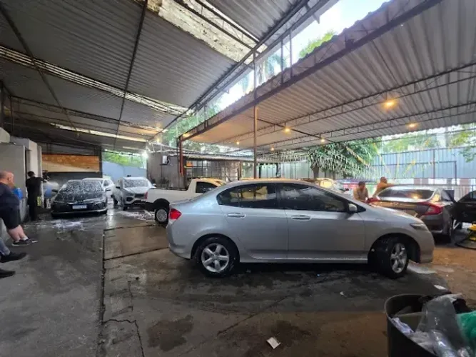 Polo Comercial com Lava Jato - Troca de óleo - Oficina - Barbearia - Lanchonete