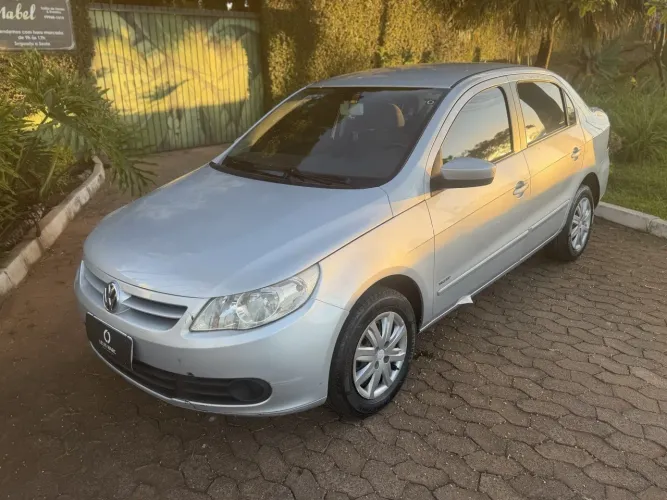 Volkswagen Voyage 1.6 MSI Flex 8V 4P 2013