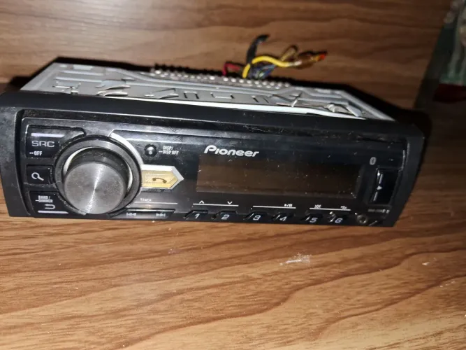 Som automotivo pionner mvh298bt