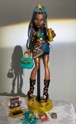 Nefera Monster High g3