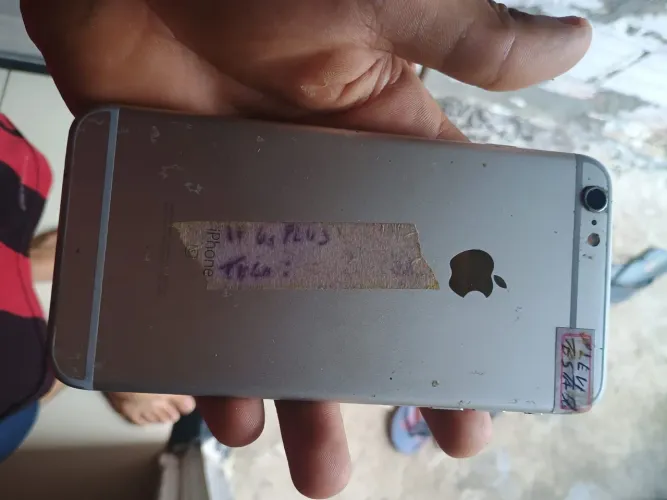 Vendo Iphone 6S Plus (Leia a Legenda)