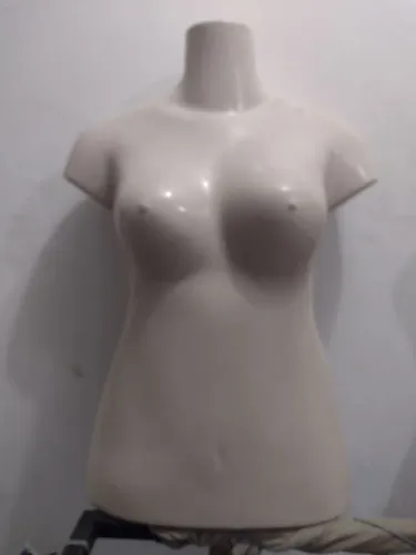 OFERTA MANEQUIM FEMININO