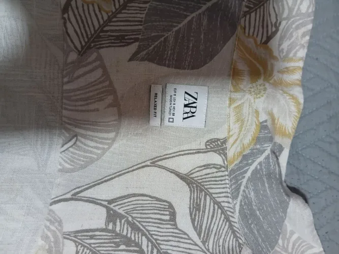 Camisa zara/ usada só 1 vez