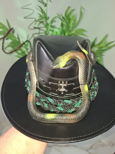 Chapeu de Exu cobra