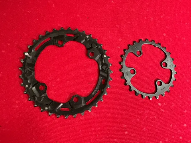 Coroas pedivela duplo Deore 36 e 26.