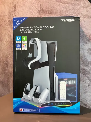 Base Cooler Multifuncional Dobe (modelo TP5-3550 / TP5-3570) para consoles PlayStation 5