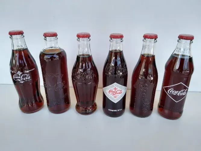 Coleção Coca Cola - Garrafas antigas