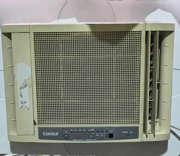 Ar condicionado de janela, 7500 BTUs, Cônsul 