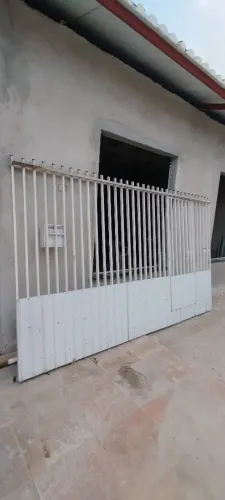 Portão deslizante com social