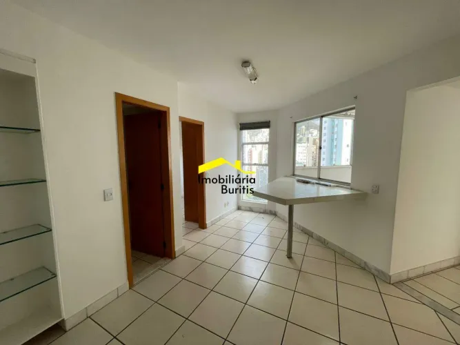 Cobertura residencial no Buritis, BH: 2 suítes, 3 banheiros e 2 vagas