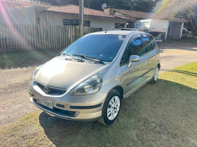 Honda Fit LX 1.4/ 1.4 Flex 8v/16v 5P Mec. 2004