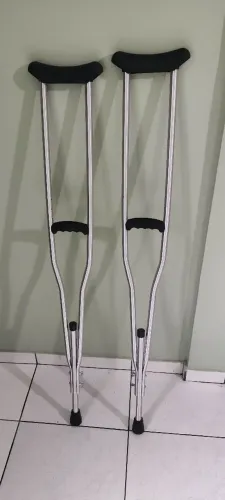 Muleta Ortopédica Axilar Regulável Alumínio 100kg