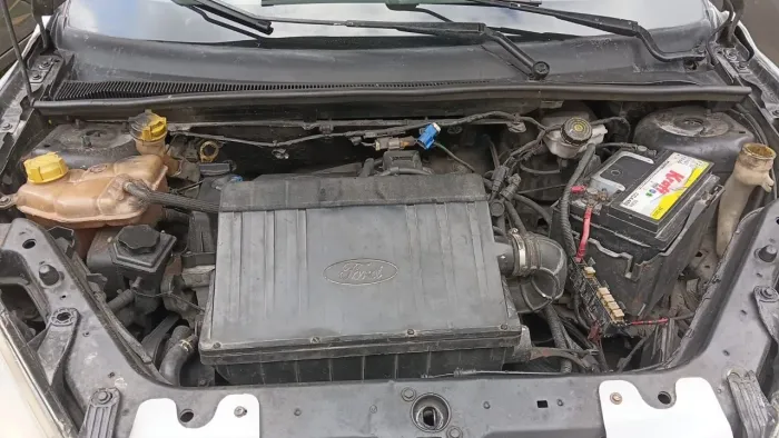 Ford Fiesta Sedan 1.0 8V Flex 4P 2008