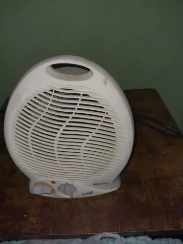 Aquecedor Pequeno, Só a Ventilação Funciona