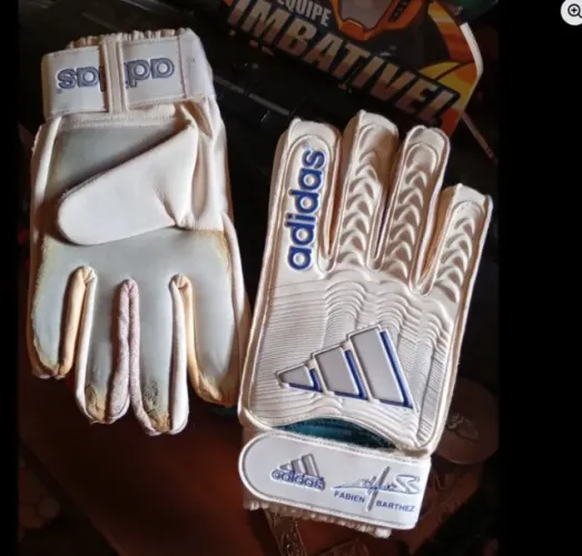 LUVA GOLEIRO FUTEBOL - ORIGINAL COLECIONAVEL