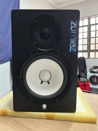 Monitor de Estúdio Yamaha HS80M