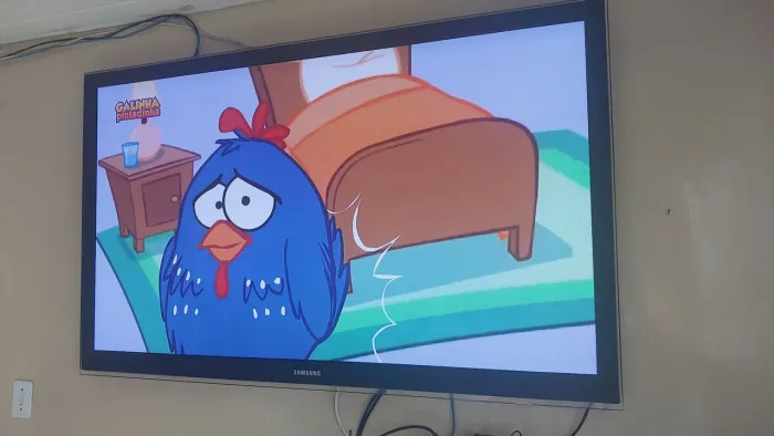 Tv samsung 63 polegadas NÃO É SMART