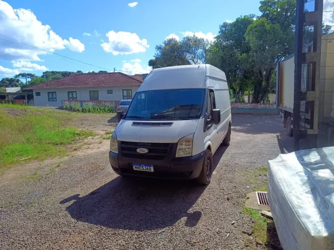 Ford E-Transit FURGÃO LONGO TETO ALTO (ELÉTRICO) 2011
