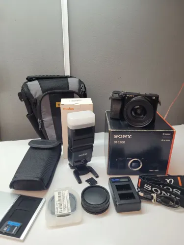 Sony a6300 4K + acessórios