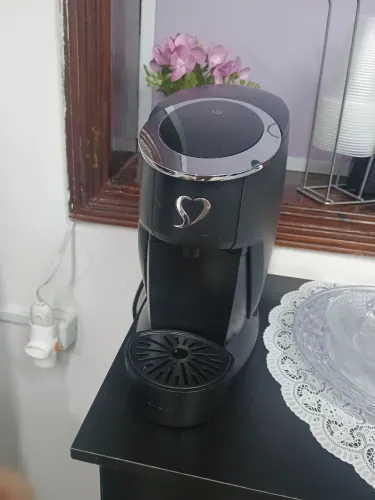 Máquina de capuccino 3 corações modelo Touche