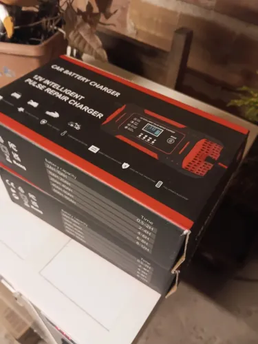 Carregador de bateria portátil para moto e carro