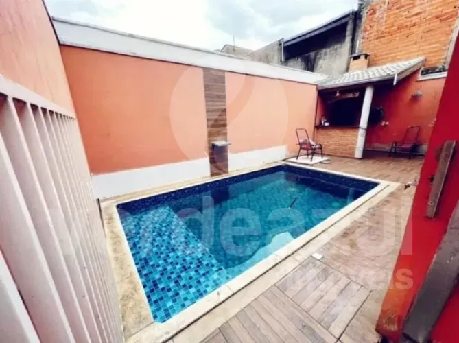 Casa com 4 quartos, suíte, piscina, área gourmet no Bordon em Sumaré-SP.