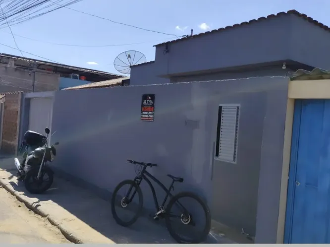 Casa à Venda - Cinturão Verde, Três Corações