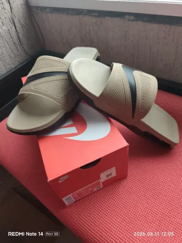 Chinelo Nike Air Max Cirro