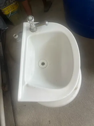 Louca de sanitário e cubas celite