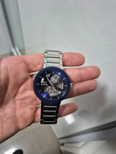 Relógio Bulova Futuro Skeleton 96A204
