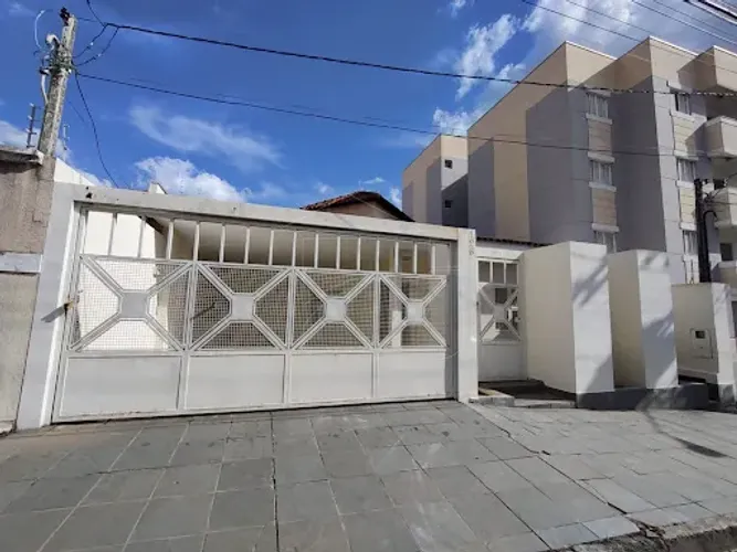 Casa em Fragata - Marília por R$ 950.000