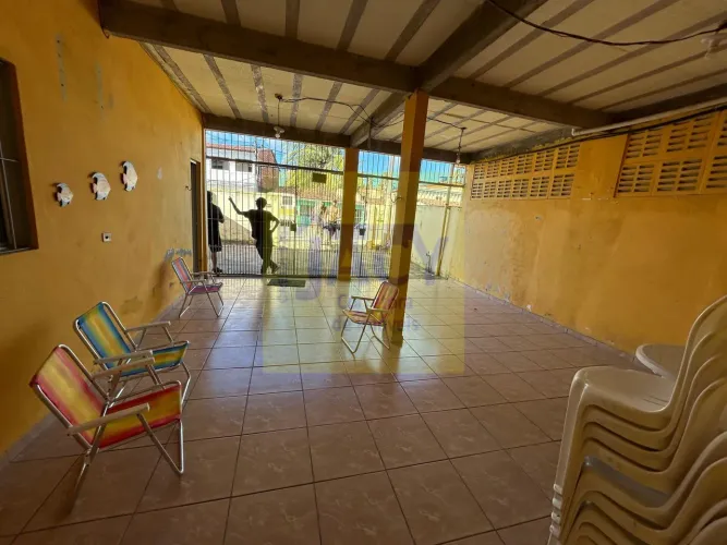 Casa em carne de vaca, goiana-pe, mobiliada, 5qtos, 3vgs, quintal , ha 5min. do mar