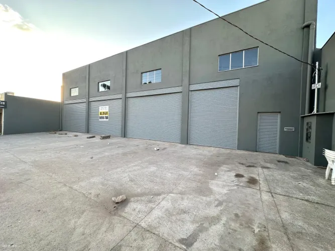 Sala Comercial para Locação em Aparecida de Goiânia, Residencial Village Garavelo, 6 banhe