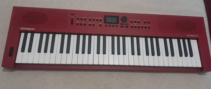 Teclado roland go keys 3 rd Bluetooth  vermelho escuro. 